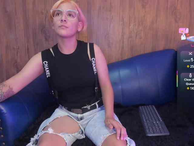 Pussy18Hardcore webcam