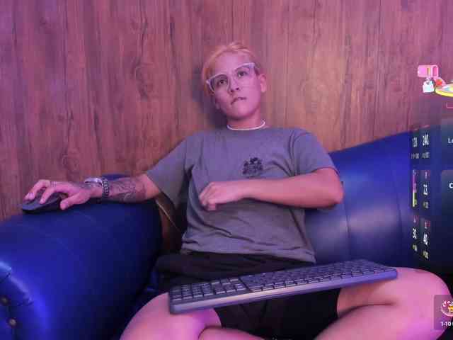 Pussy18Hardcore webcam