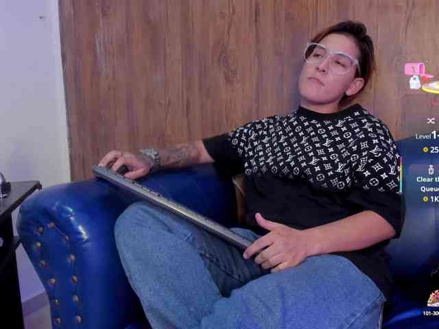 Pussy18Hardcore webcam