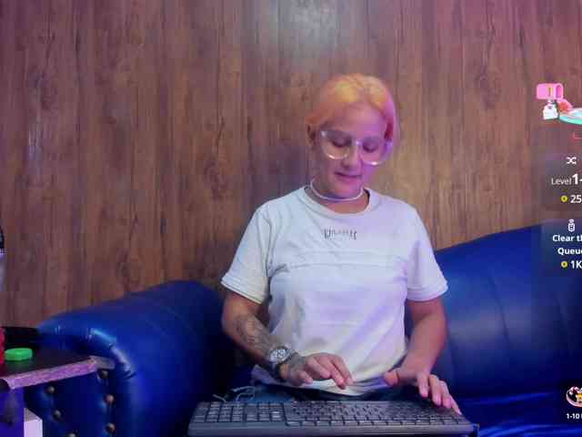 Pussy18Hardcore webcam