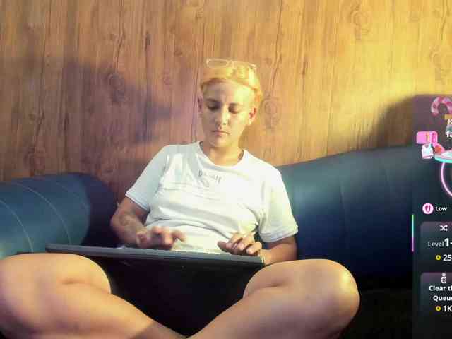 Pussy18Hardcore webcam