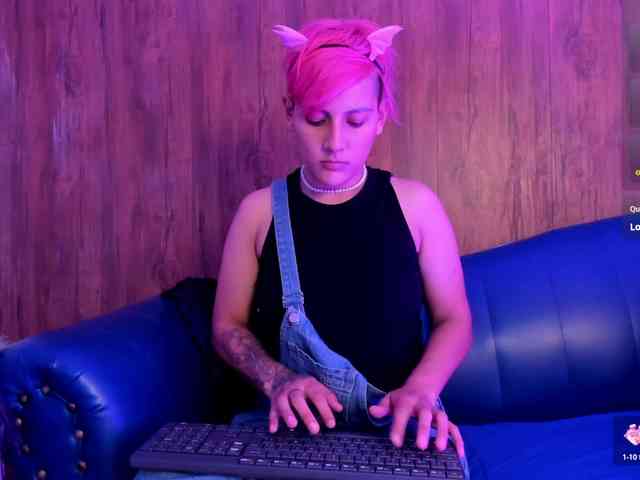 Pussy18Hardcore webcam