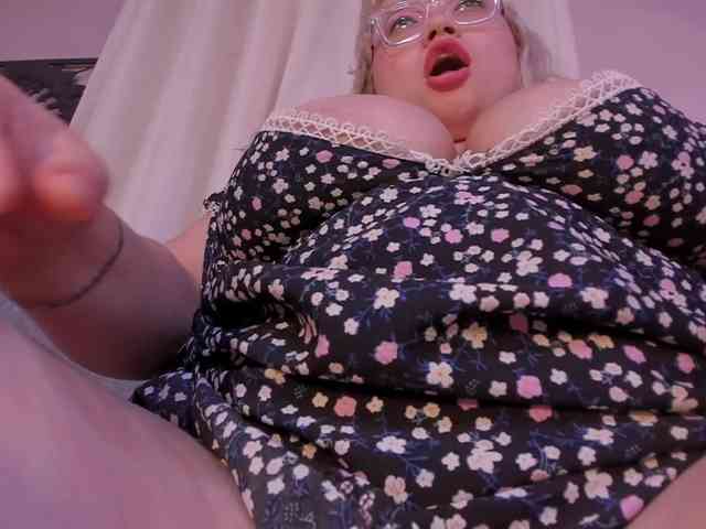 Amberbunny webcam
