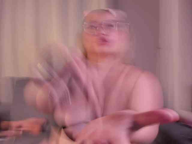 Amberbunny webcam
