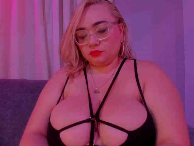 Amberbunny webcam