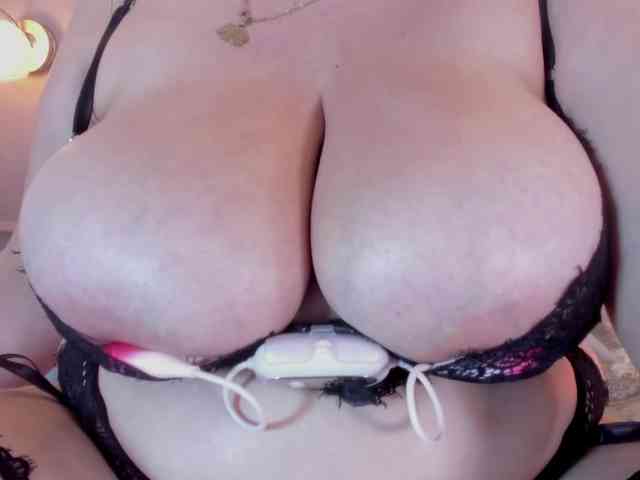 Amberbunny webcam