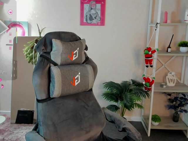 AmelyLil's BongaCams show and profile