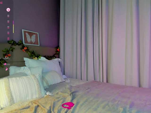 AmelyLil's BongaCams show and profile