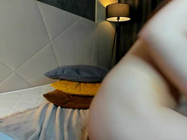 AmelyLil's BongaCams show and profile