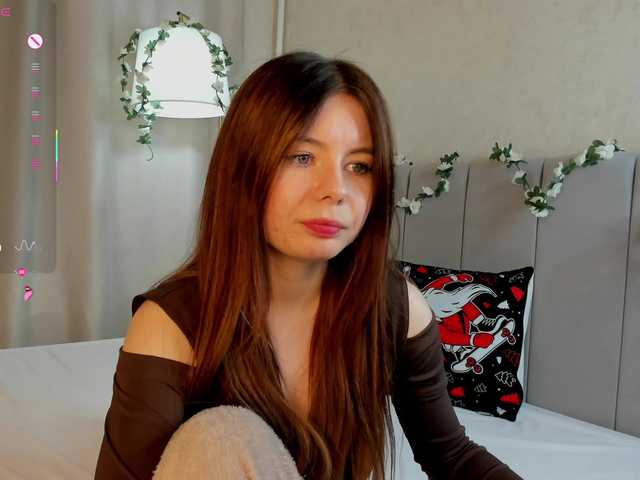 AmelyLil's BongaCams show and profile