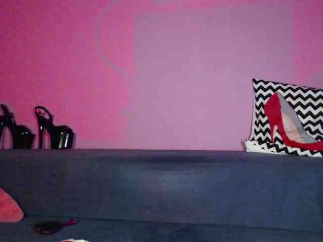 Barbie-mf Live Webcam on BongaCams