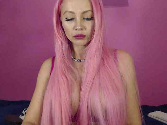 Barbie-mf Live Webcam on BongaCams