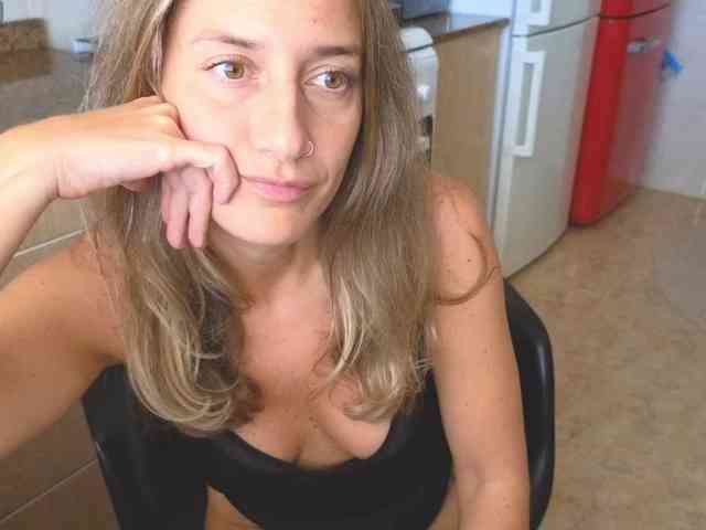 Lunarymix webcam