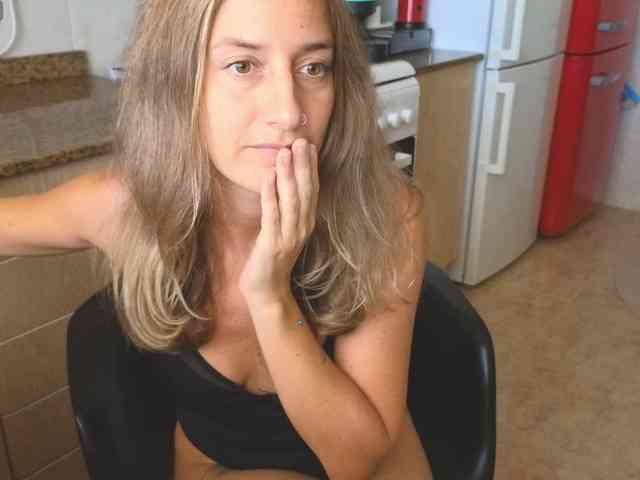 Lunarymix webcam