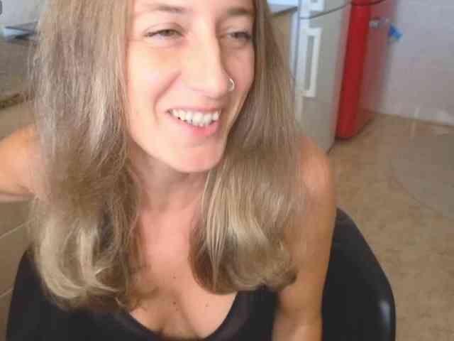 Lunarymix webcam