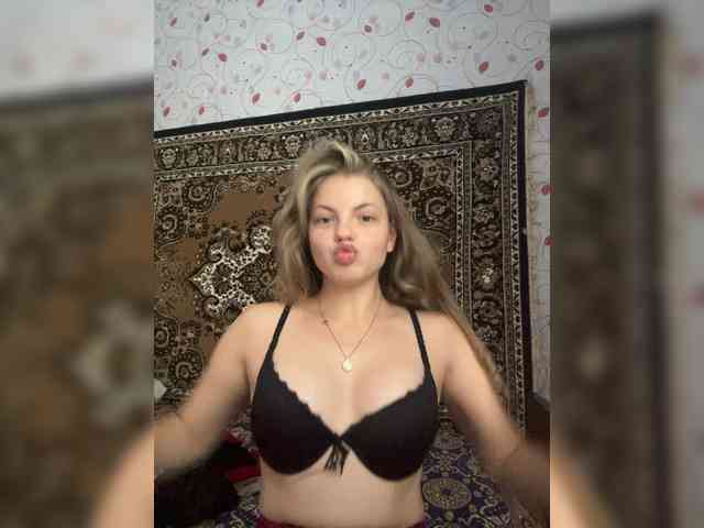 Bella-Betta Live Webcam on BongaCams