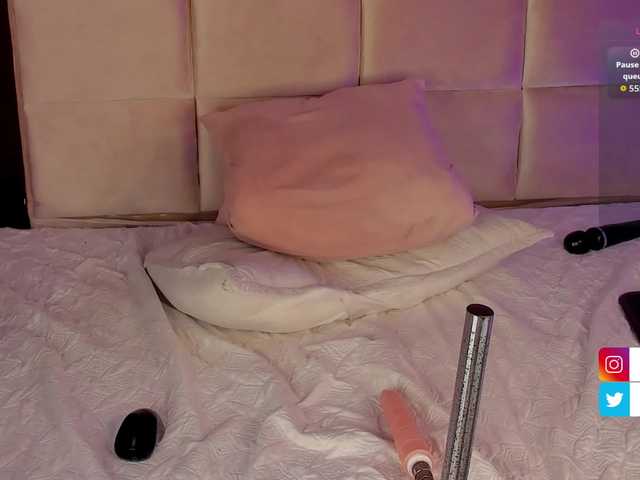 Hanny02's BongaCams show and profile