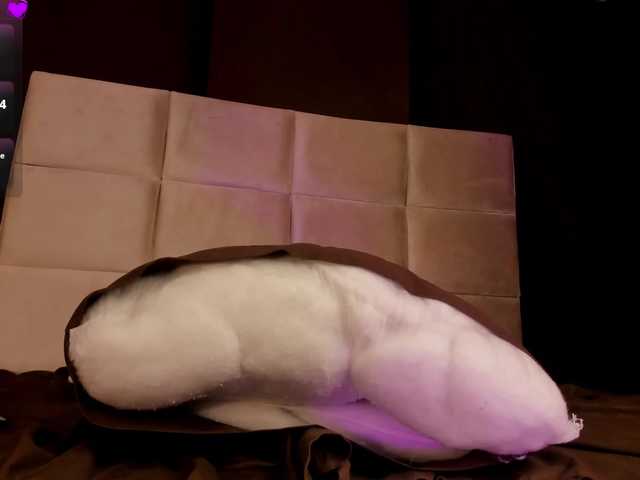 Hanny02's BongaCams show and profile