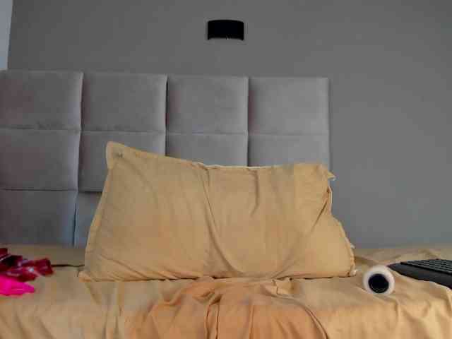 Abby-03 webcam