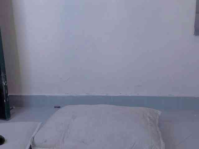 Abby-03 webcam