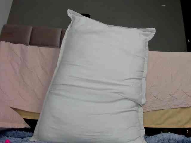 Abby-03 webcam