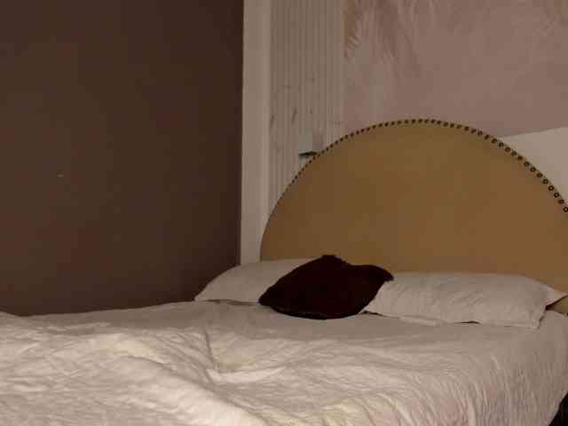 Abby-03 webcam