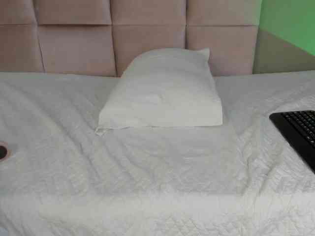 Abby-03 webcam