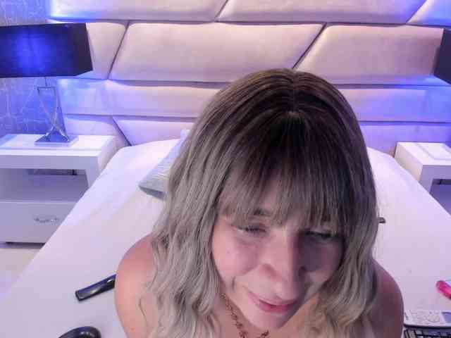 BrianaWalsh webcam