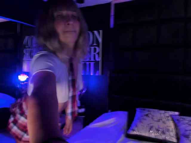 BrianaWalsh webcam