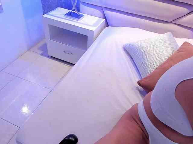 BrianaWalsh webcam