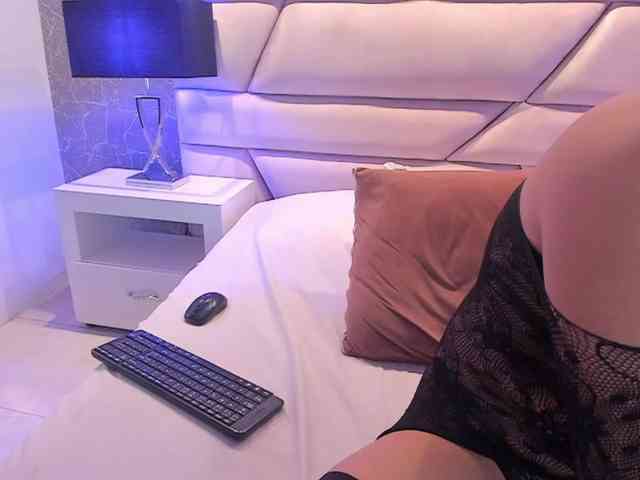 BrianaWalsh webcam