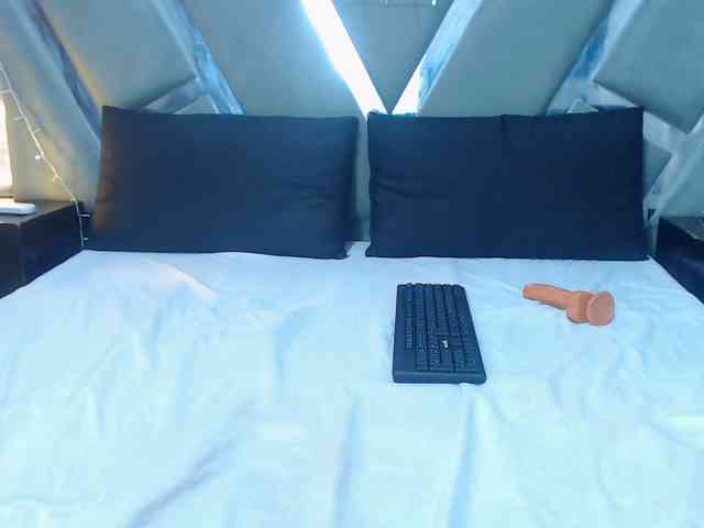 Maya-Baker webcam