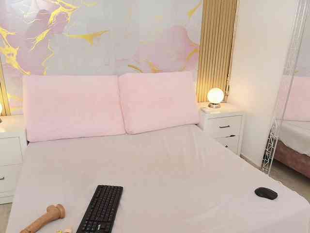 Maya-Baker webcam