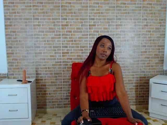 voyeur videochat Maya-Baker