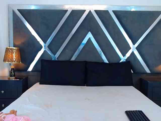 Maya-Baker webcam