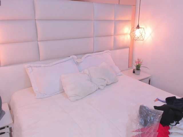 salome-smitth's BongaCams show and profile