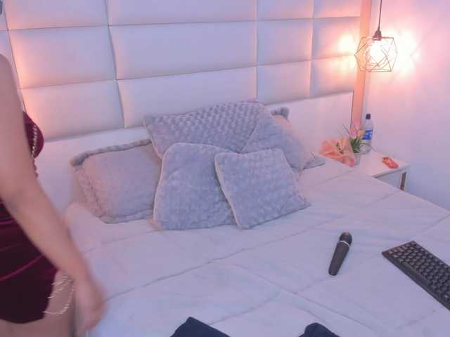 salome-smitth's BongaCams show and profile