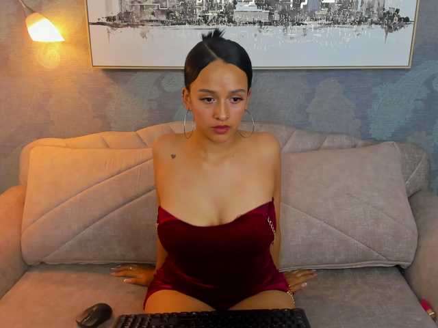 salome-smitth's BongaCams show and profile