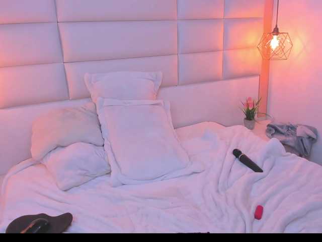 salome-smitth's BongaCams show and profile