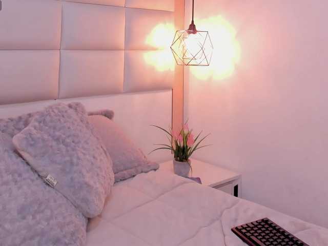 salome-smitth's BongaCams show and profile