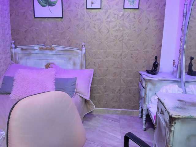 salome-smitth's BongaCams show and profile