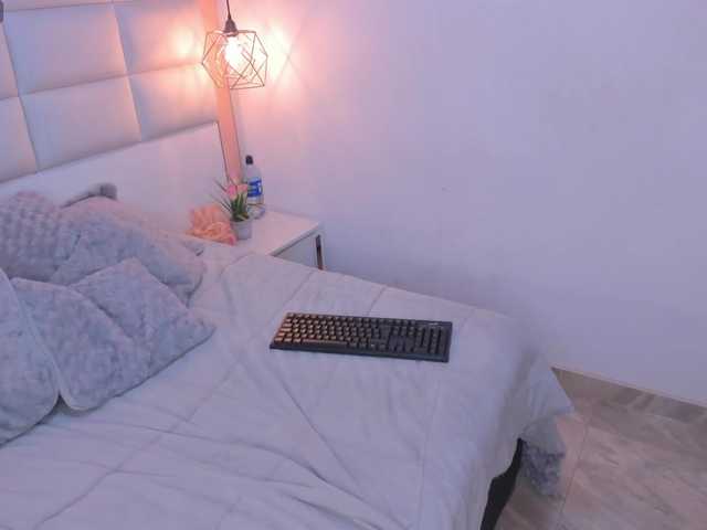 salome-smitth's BongaCams show and profile