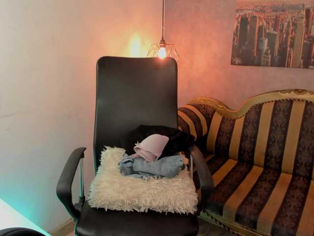 salome-smitth's BongaCams show and profile