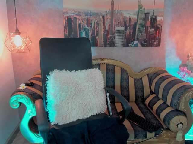 salome-smitth's BongaCams show and profile