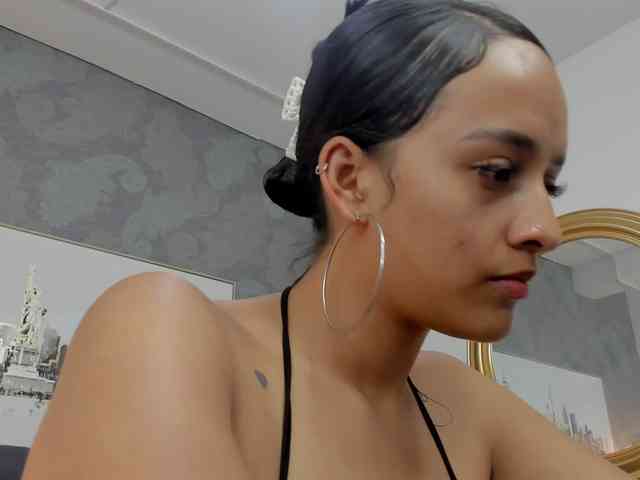 salome-smitth webcam