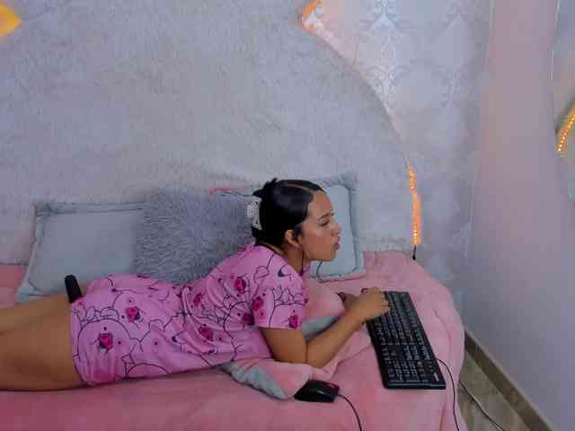 salome-smitth webcam