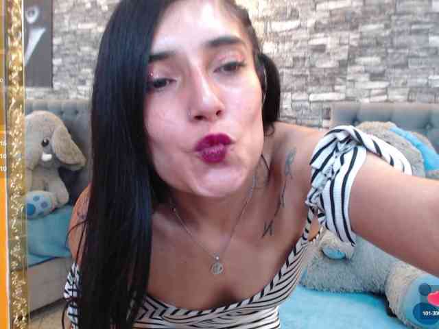 Mia-castillo webcam