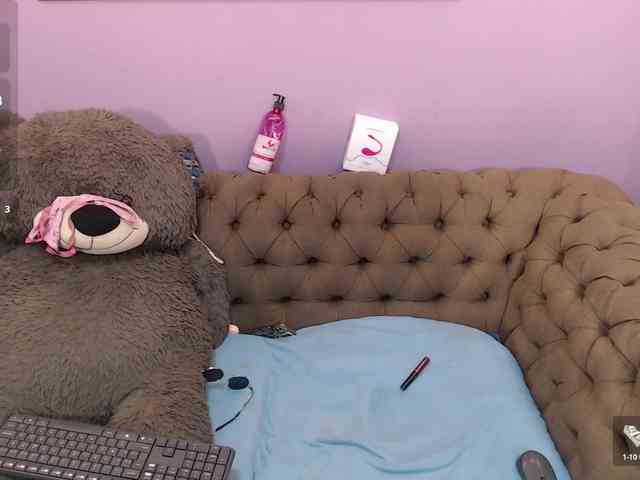 Mia-castillo webcam