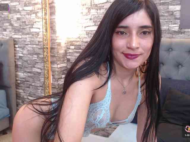 Mia-castillo webcam