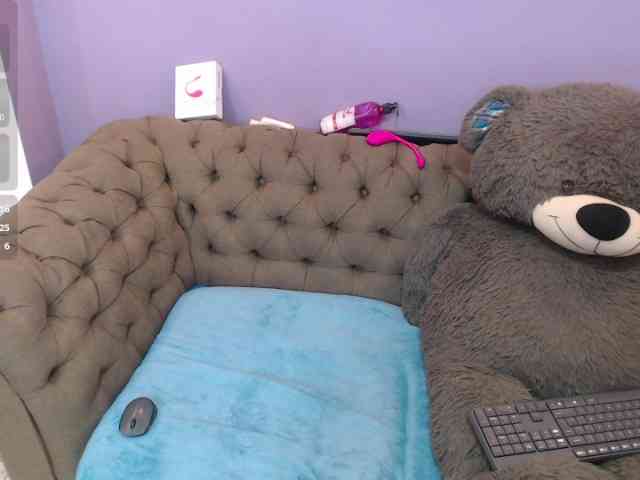 Mia-castillo webcam